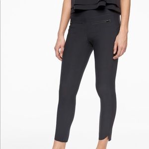 Athleta Stellar Crop NWOT XS